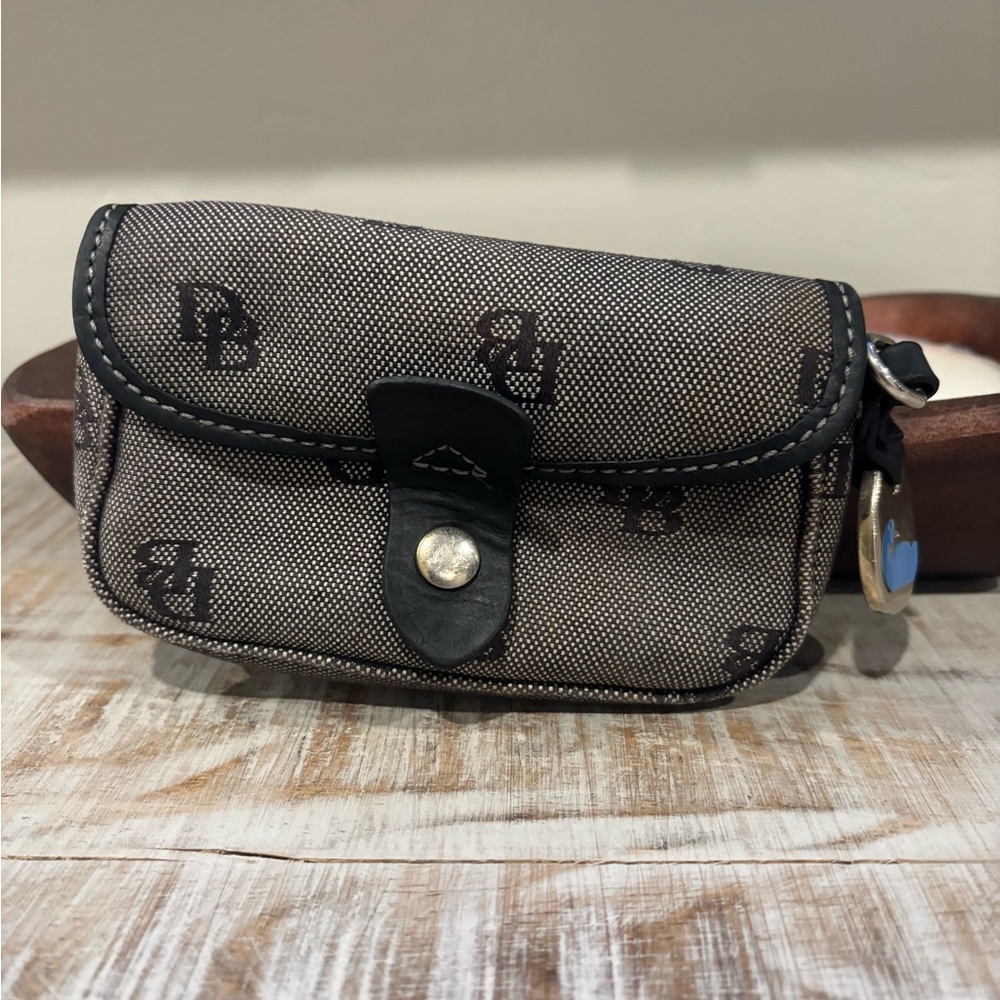 Dooney and Bourke small grey coin purse